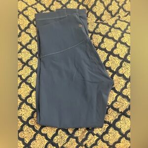 Lululemon Wunder Train High-Rise Tight